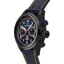 TWVS94 Zwart met blauw TW Steel horloge Red Bull chrono leren band